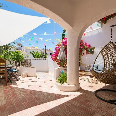 Boho House & Garden, Seconds From The Praia Da Luz