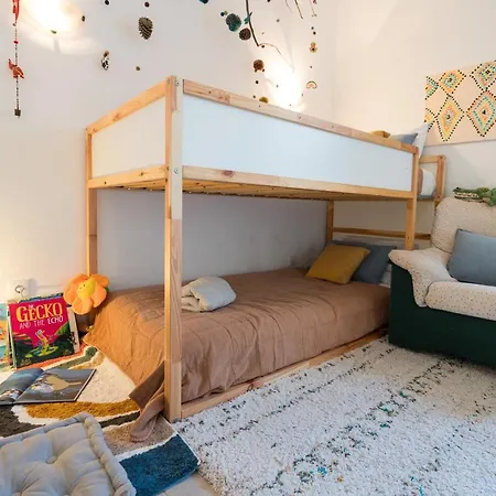 Villa Boho House & Garden, Seconds From The Luz
