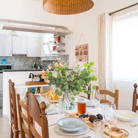 Boho House & Garden, Seconds From The *