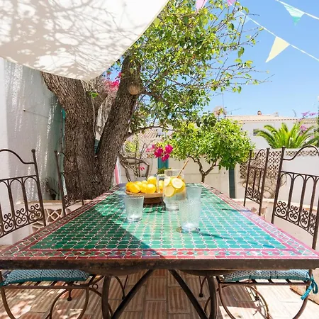 Villa Boho House & Garden, Seconds From The *